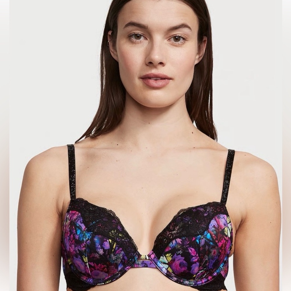 NWT Victoria’s Secret Shine Strap Lace Trim Push-Up Bra 34 C